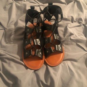 American Eagle sandals